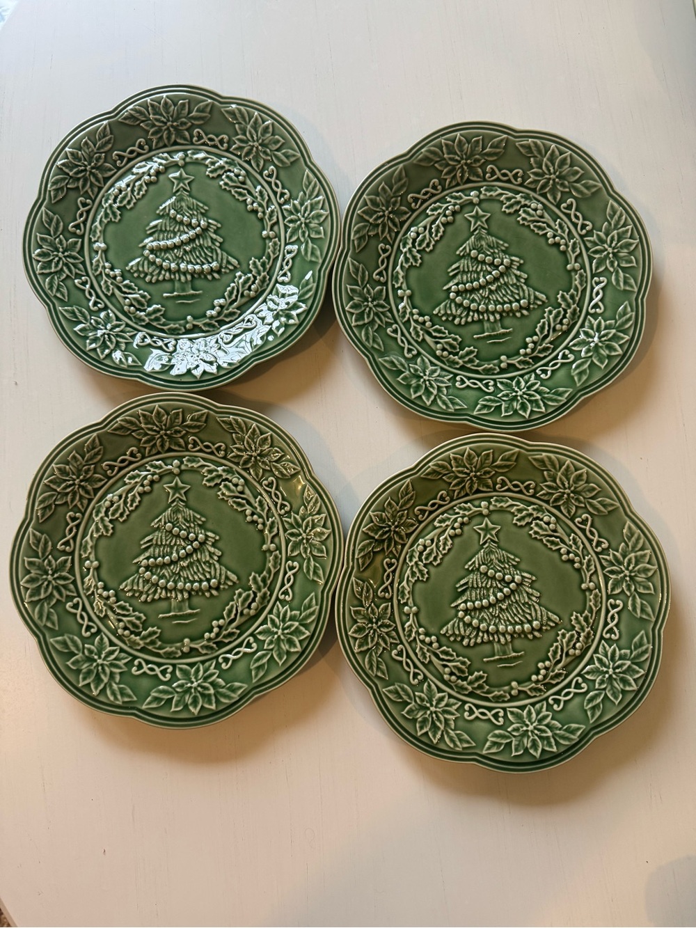Set of 4, Vintage Bordallo Pinheiro Green Christmas Salad/Dessert Plates